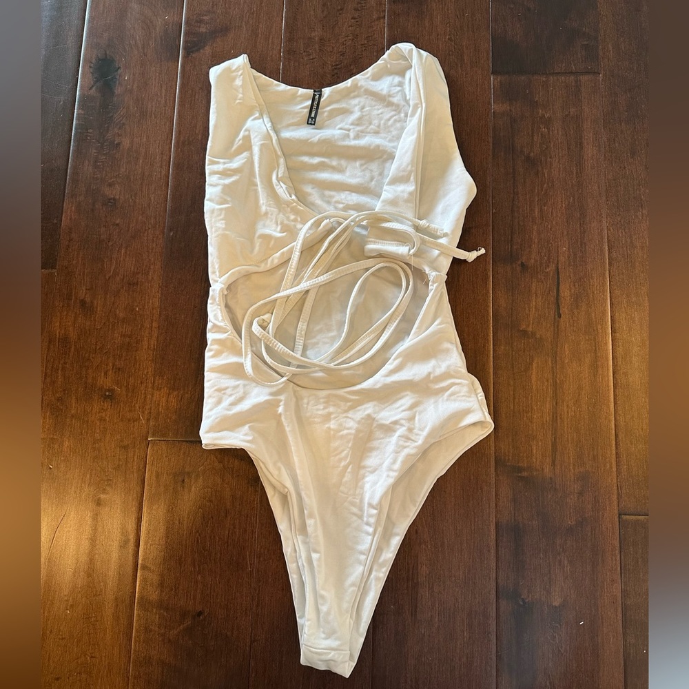 White lace up bikini